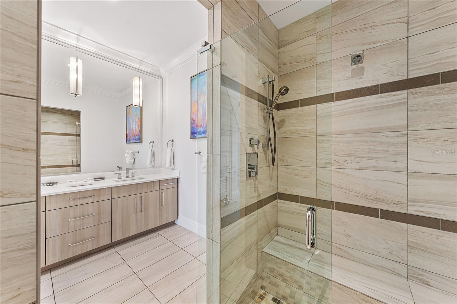 REUNION WEST VLGS NORTH - Residential