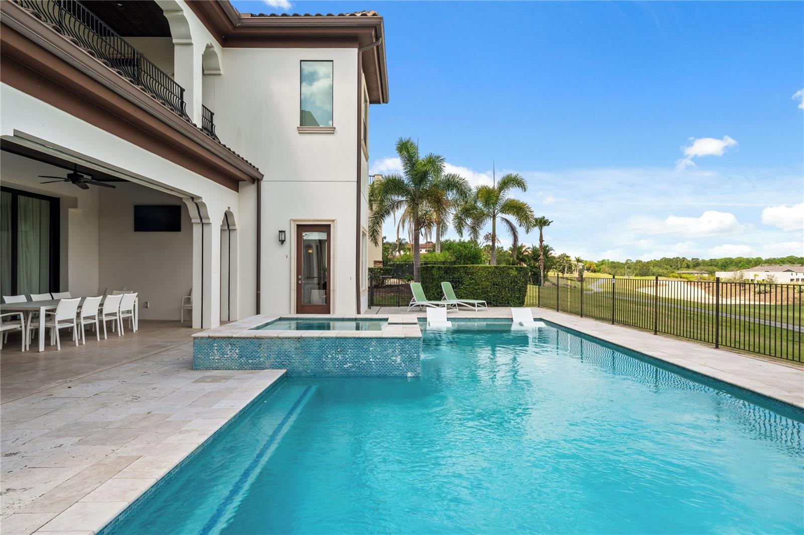 REUNION WEST VLGS NORTH - Residential