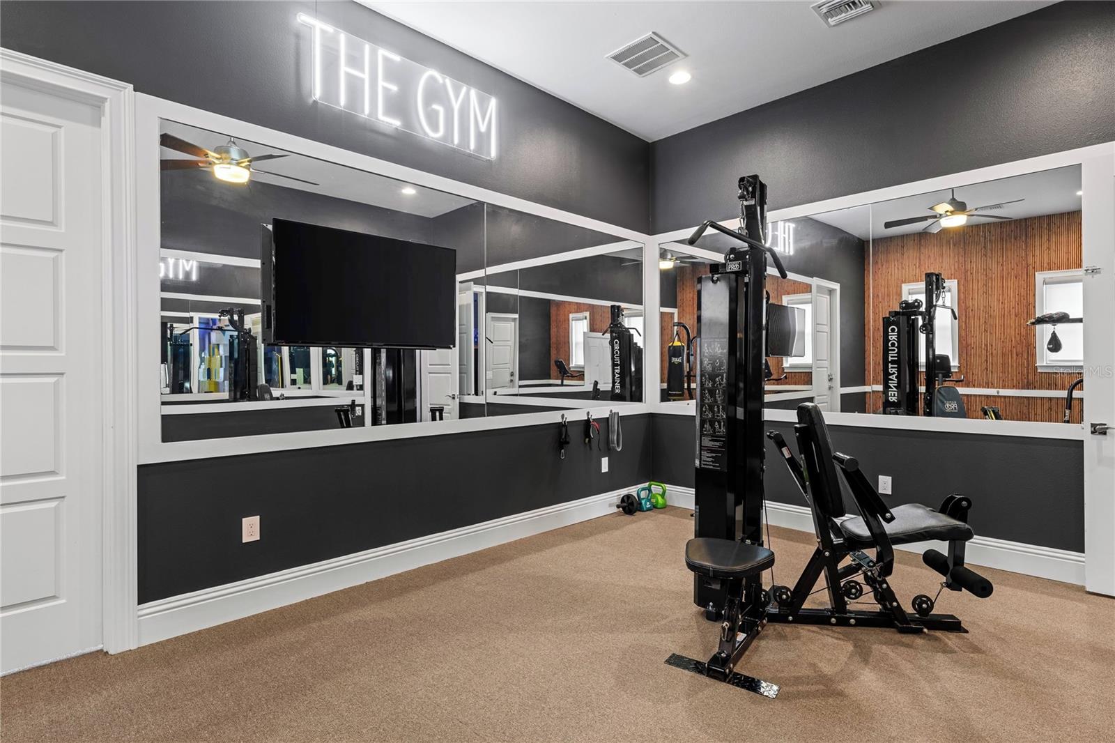 REUNION WEST VLGS NORTH - Residential