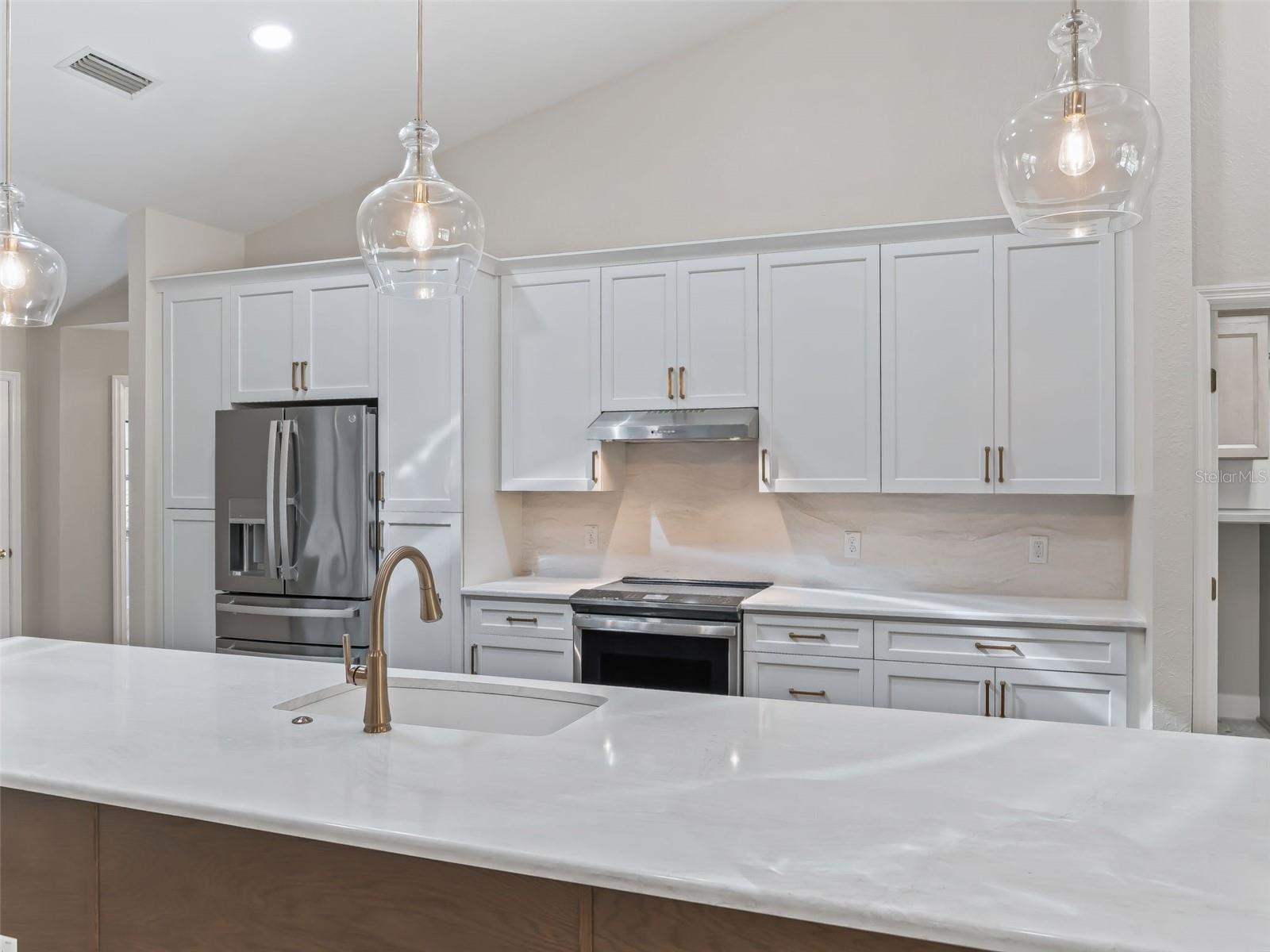 FINISH LINE - Residential