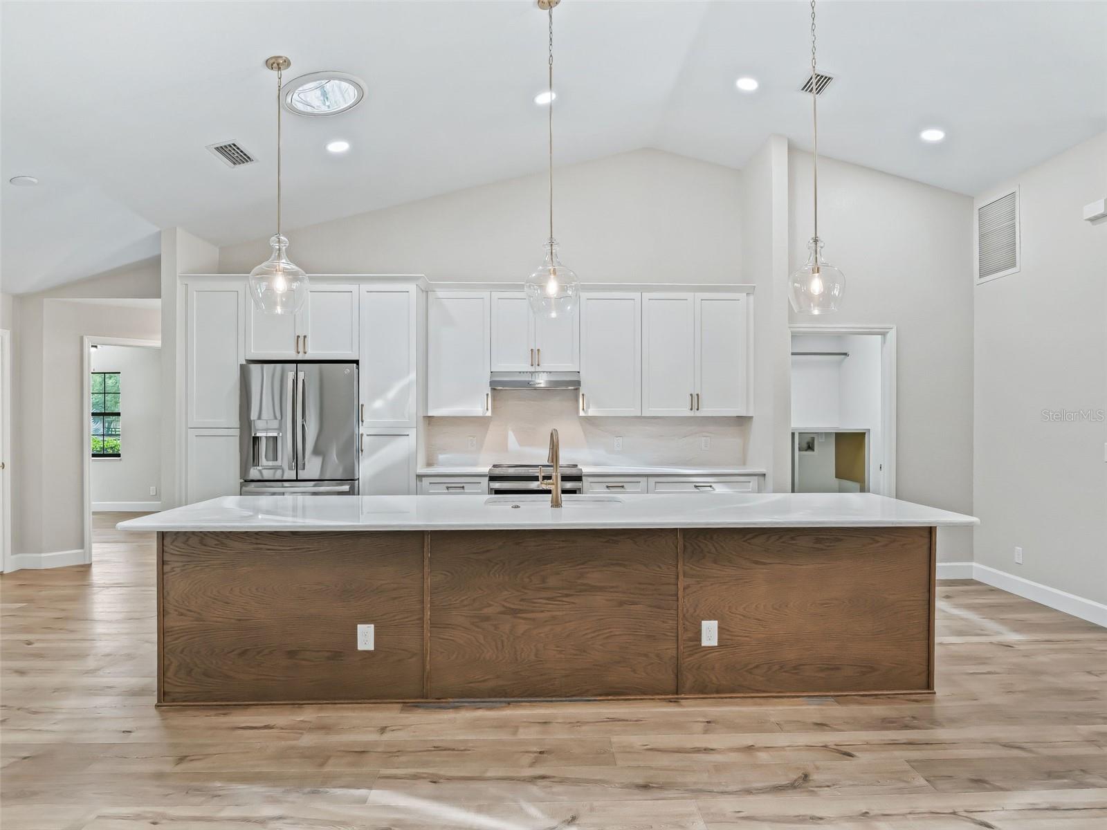 FINISH LINE - Residential
