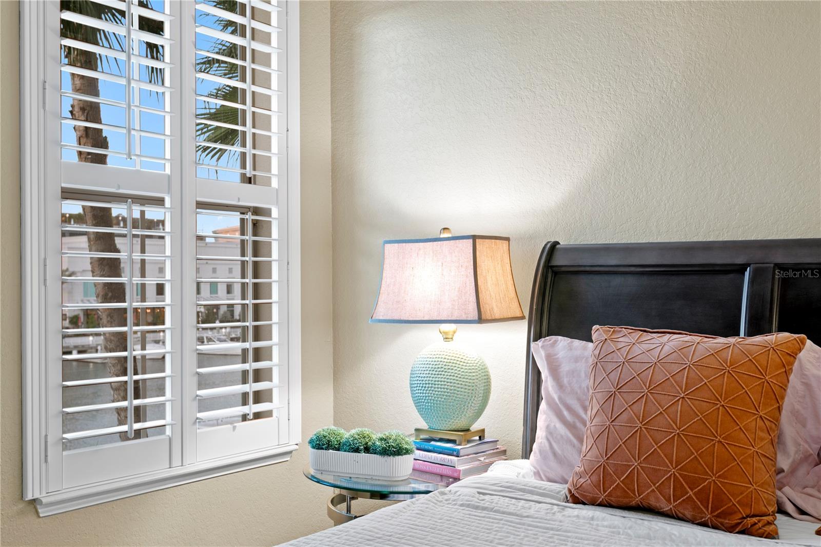 PARKCREST HARBOUR ISLAND CONDO - Residential