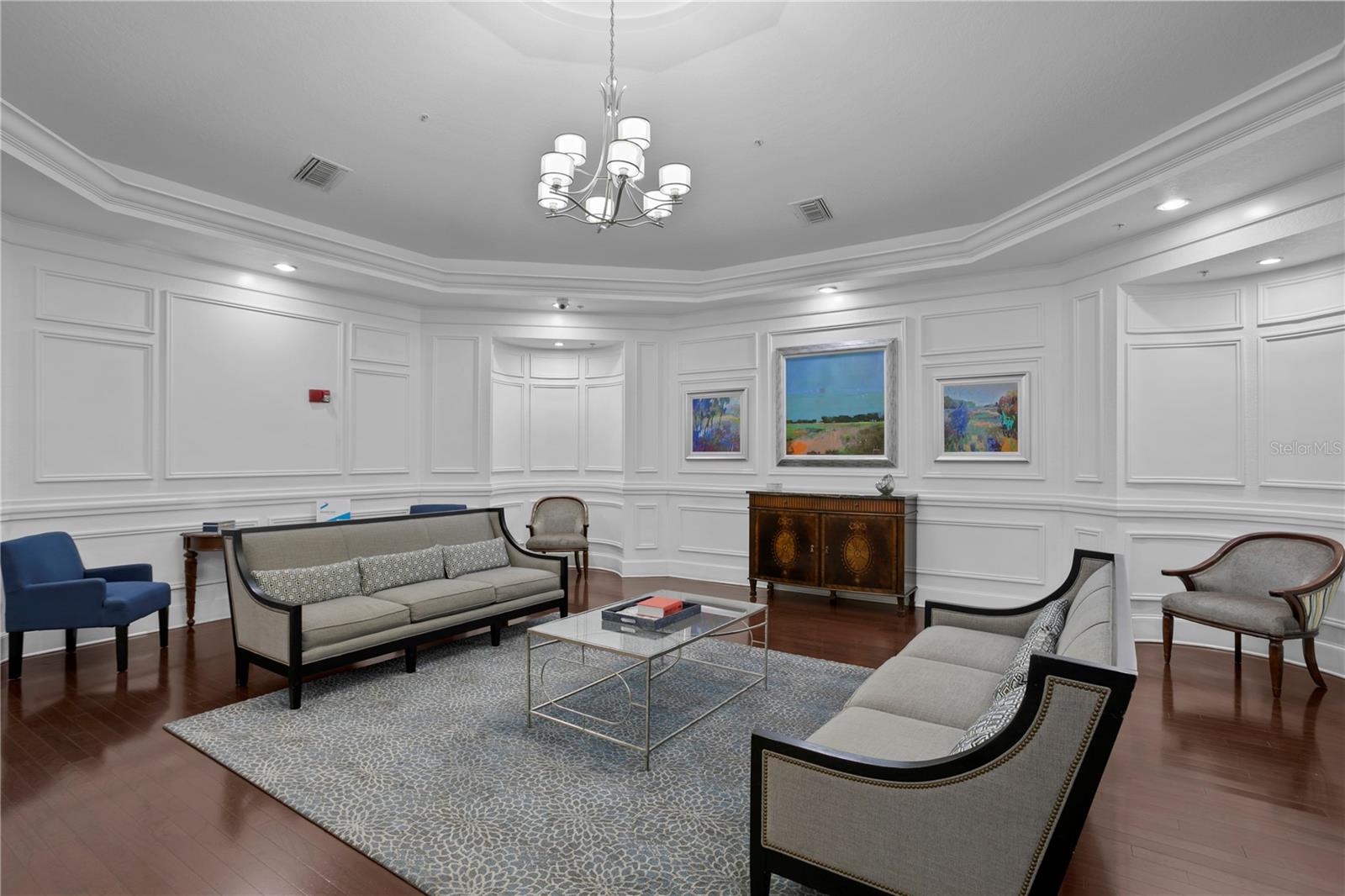 PARKCREST HARBOUR ISLAND CONDO - Residential