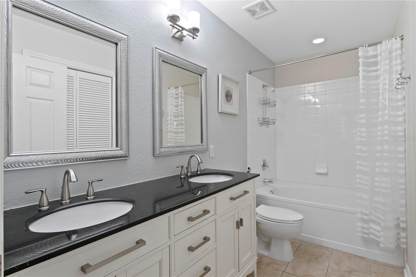 PARKCREST HARBOUR ISLAND CONDO - Residential