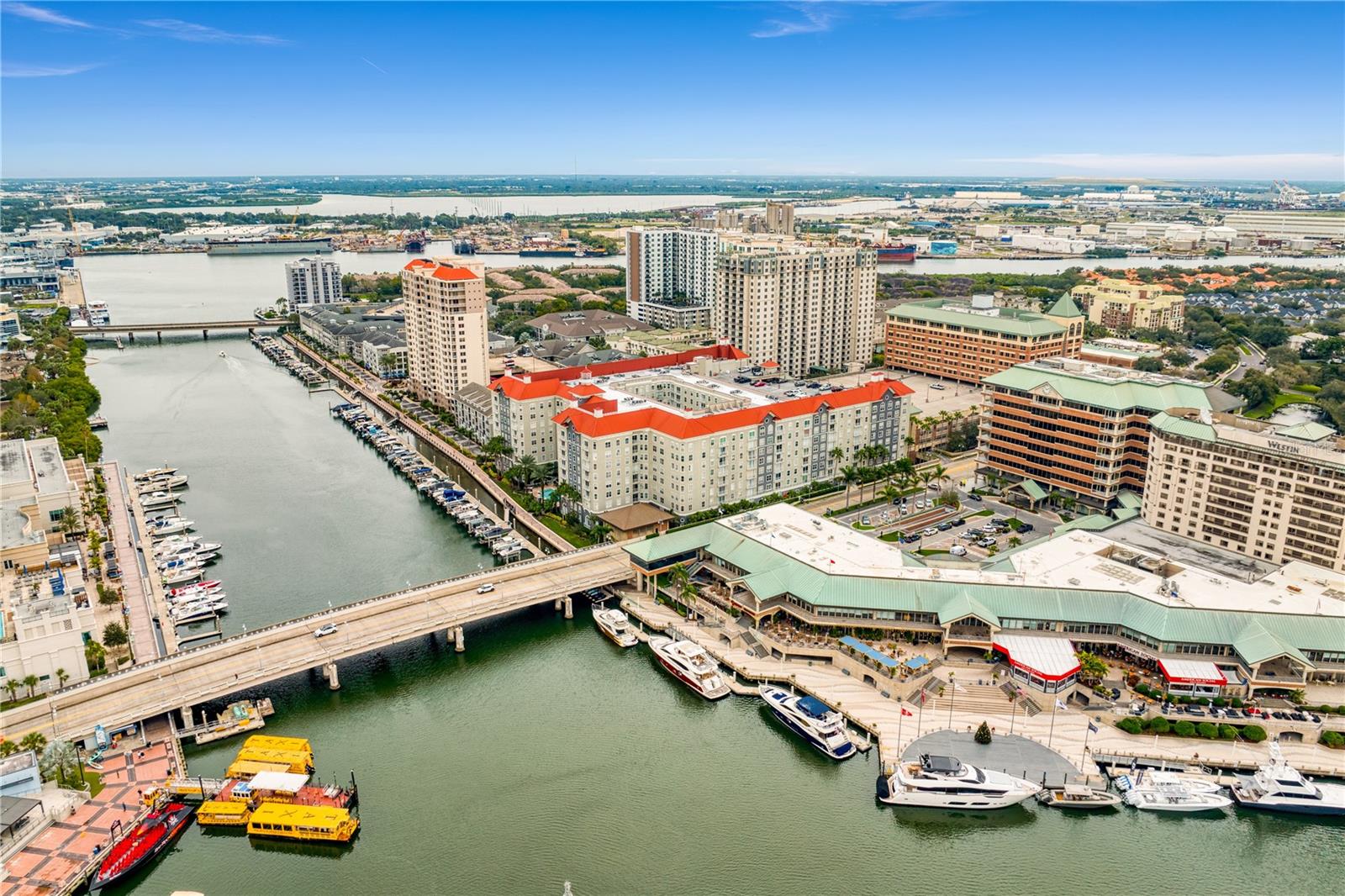 PARKCREST HARBOUR ISLAND CONDO - Residential