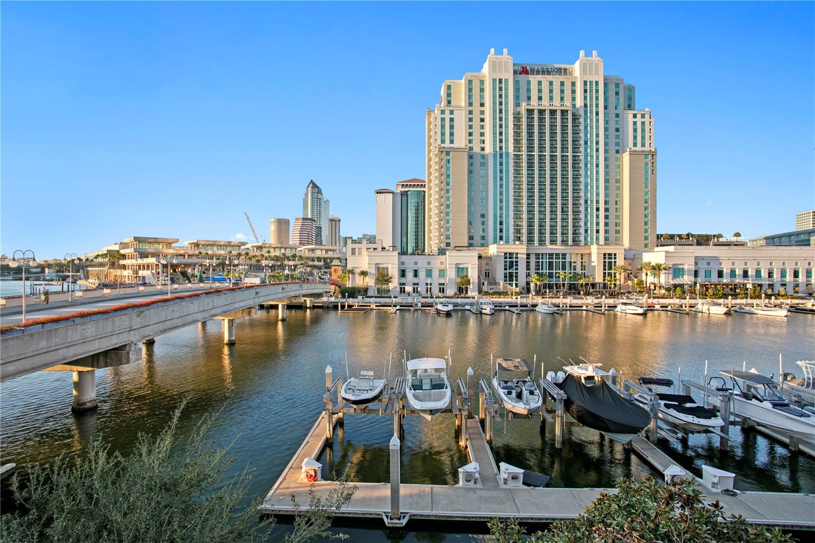 PARKCREST HARBOUR ISLAND CONDO - Residential