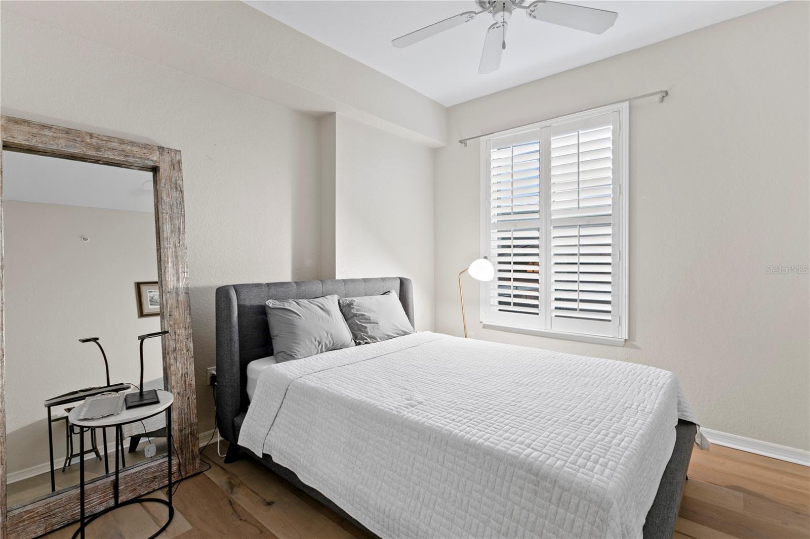 PARKCREST HARBOUR ISLAND CONDO - Residential