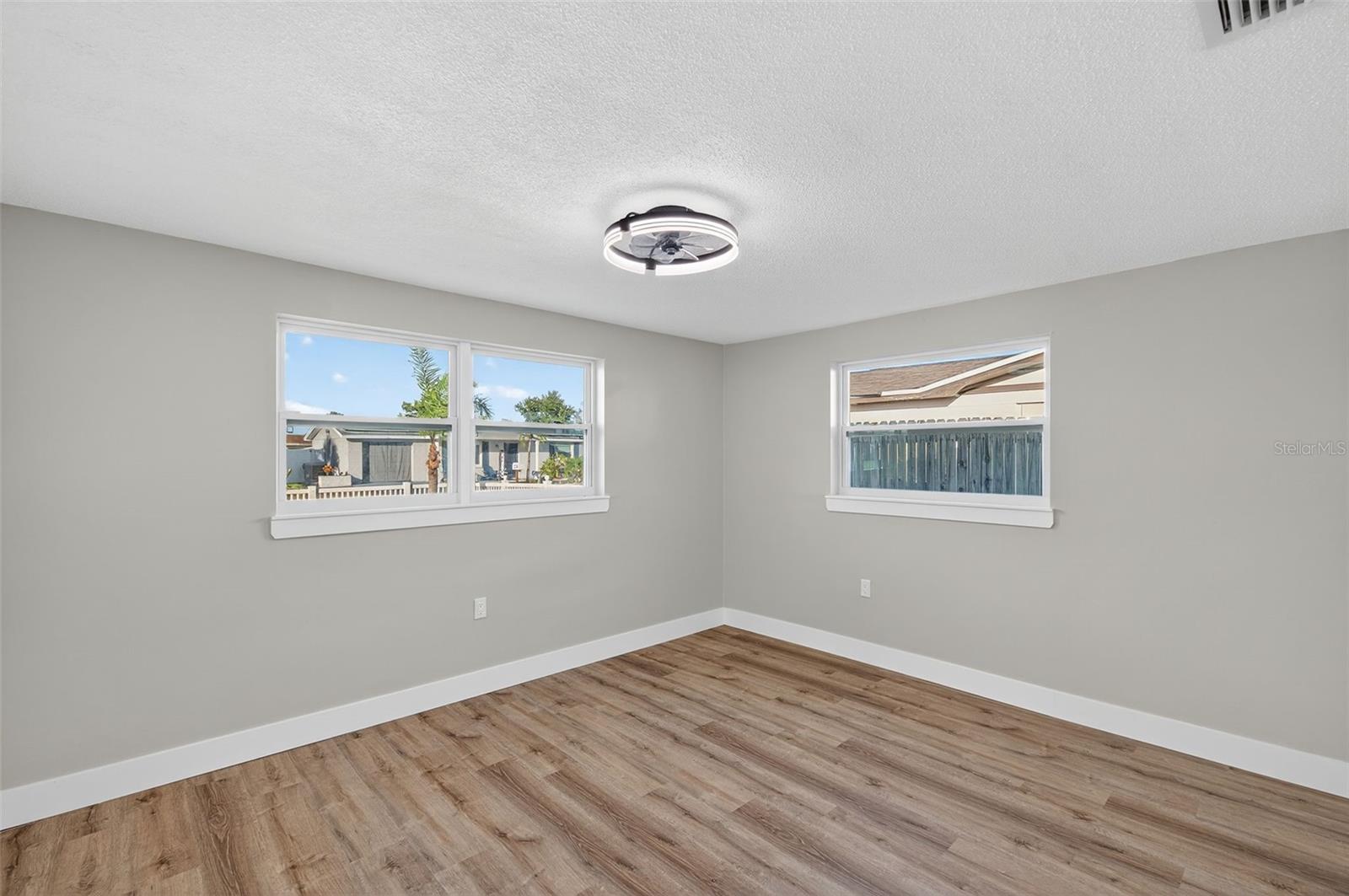 HOLIDAY LAKE ESTATES - Residential