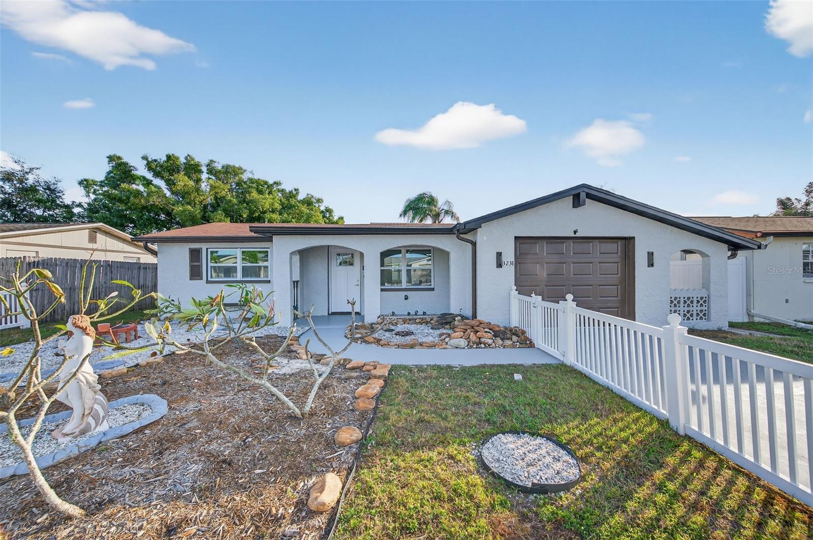 HOLIDAY LAKE ESTATES - Residential