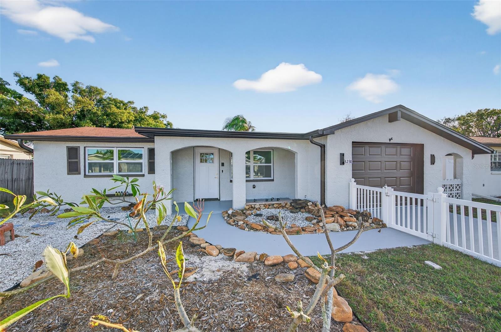 HOLIDAY LAKE ESTATES - Residential