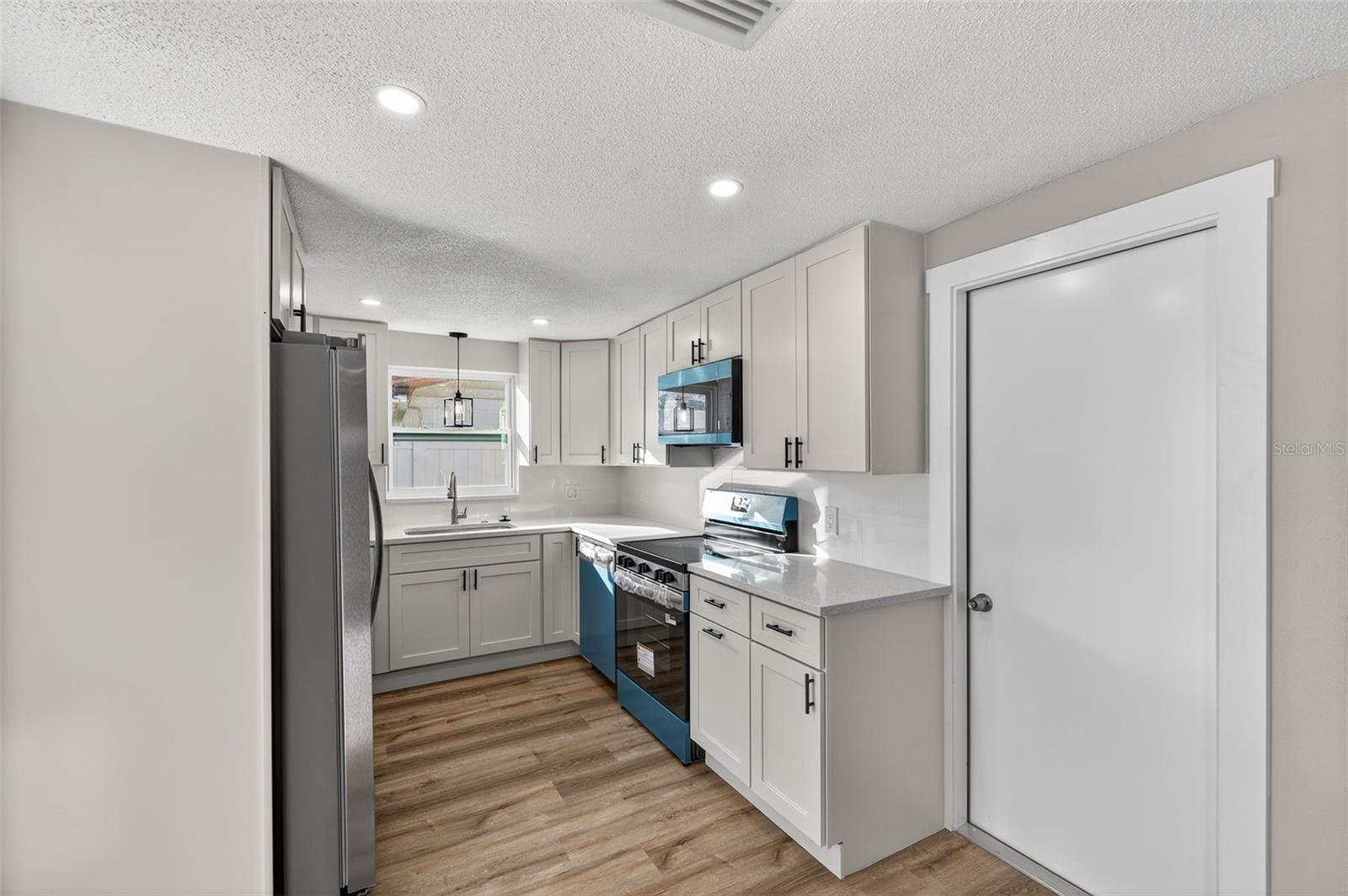 HOLIDAY LAKE ESTATES - Residential