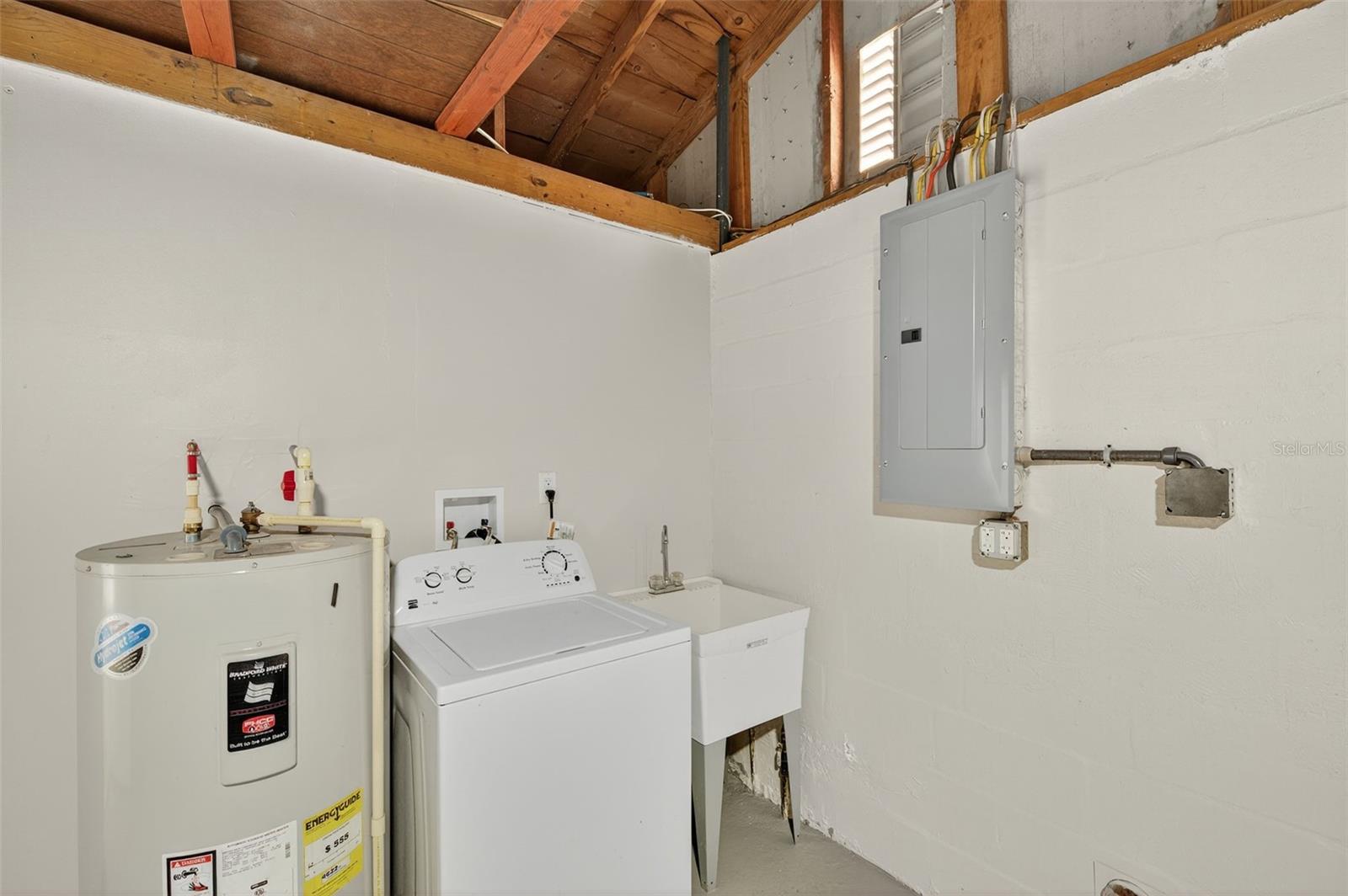 HOLIDAY LAKE ESTATES - Residential