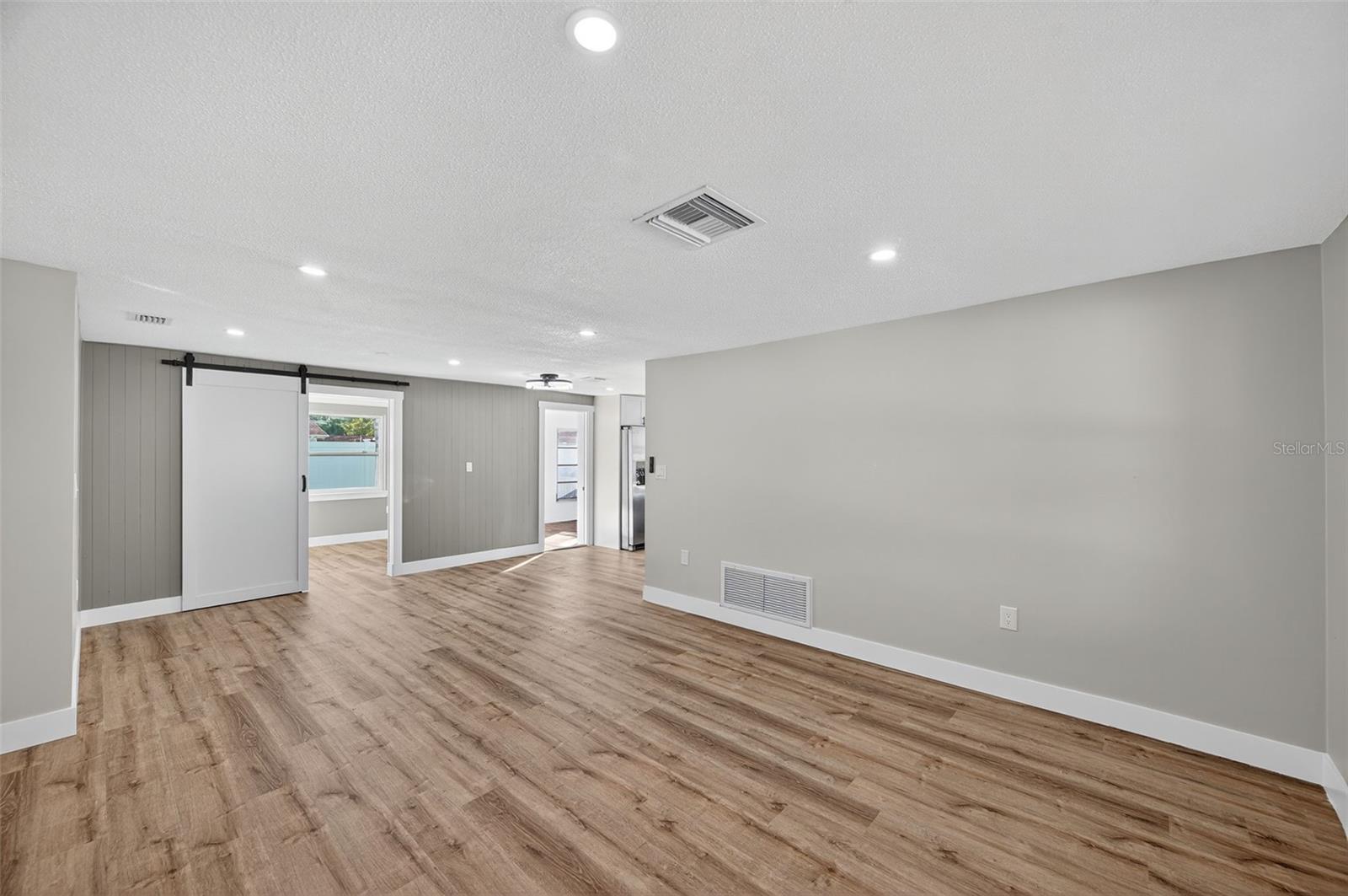 HOLIDAY LAKE ESTATES - Residential