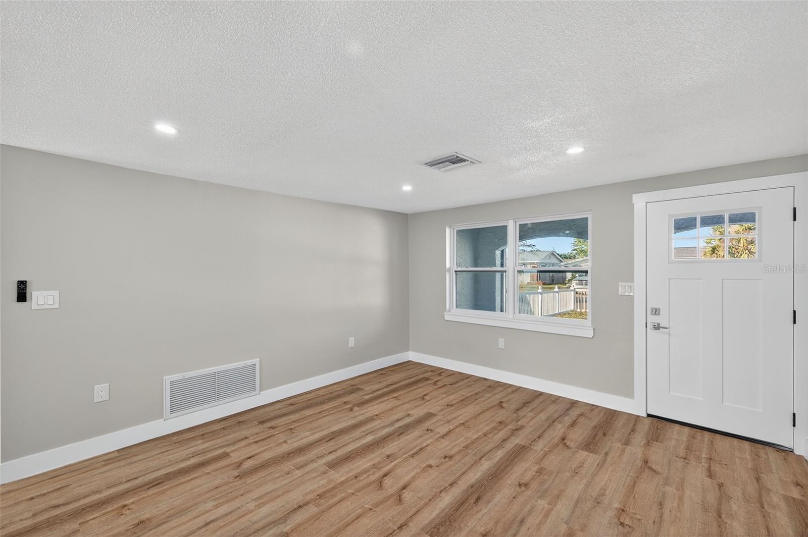 HOLIDAY LAKE ESTATES - Residential