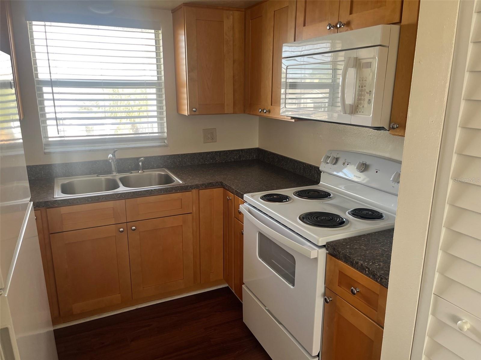 MOREY BEACH - Residential Lease