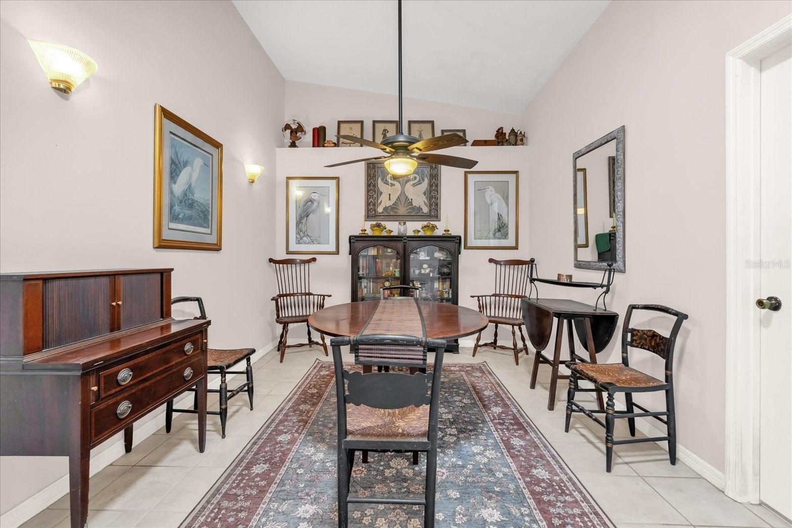 TOWER GROVE - Residential