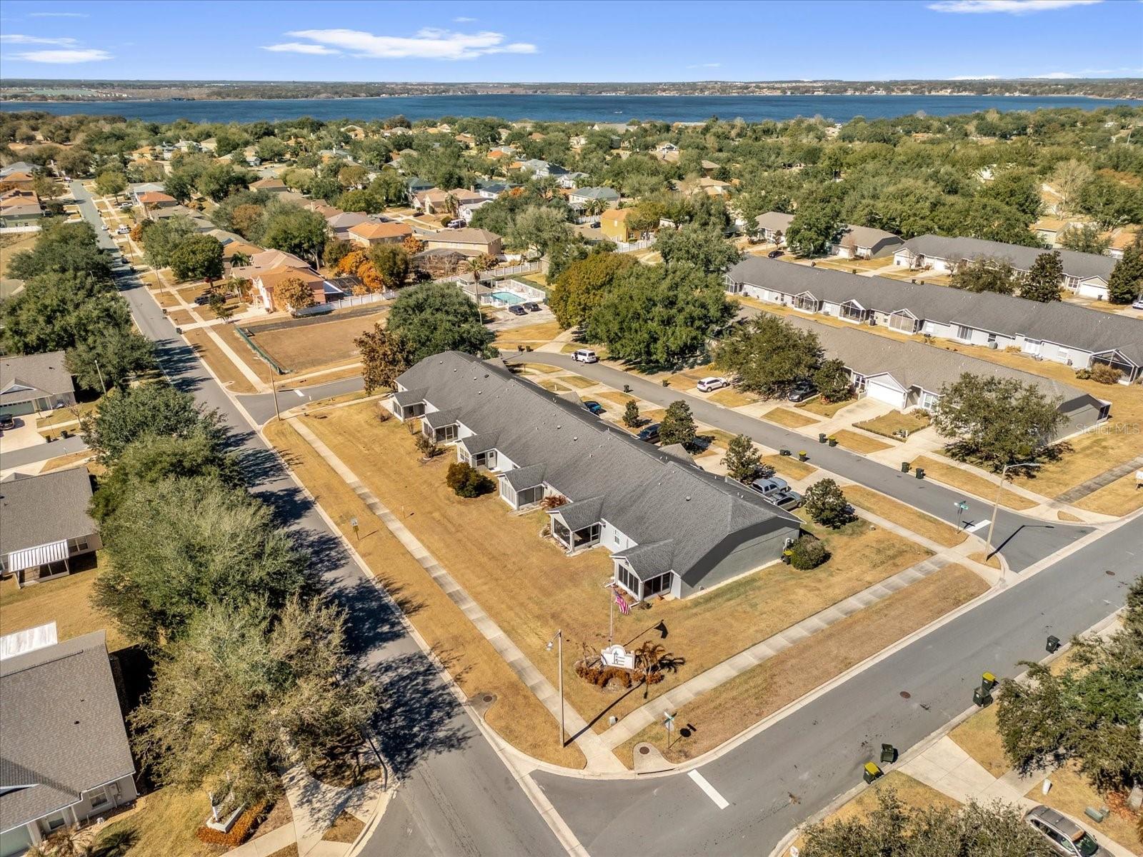 TOWER GROVE - Residential