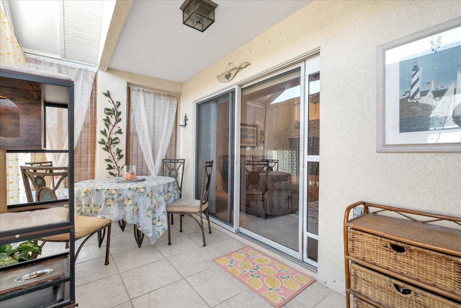 TOWER GROVE - Residential