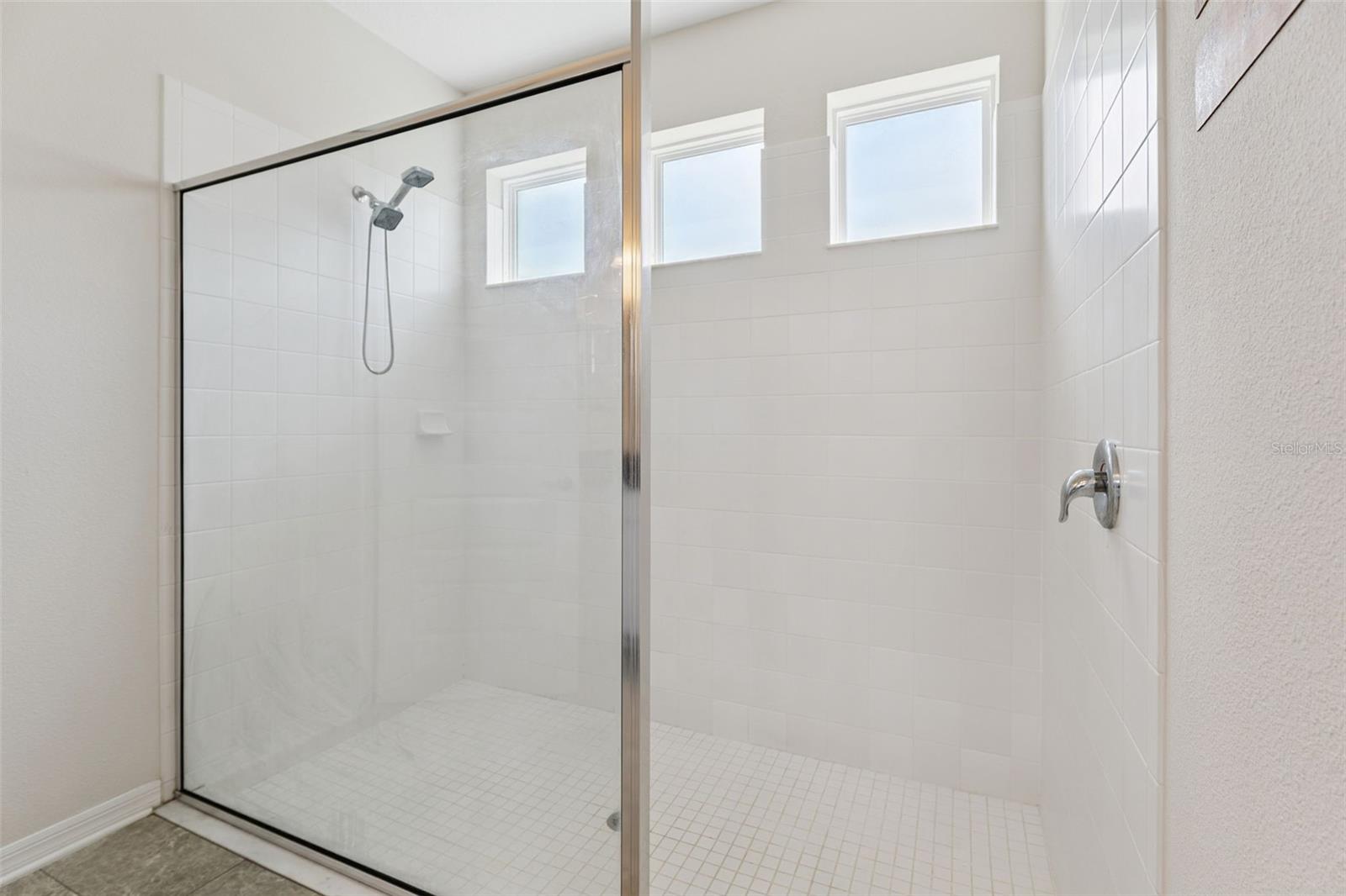 TERRALARGO PH 3F - Residential