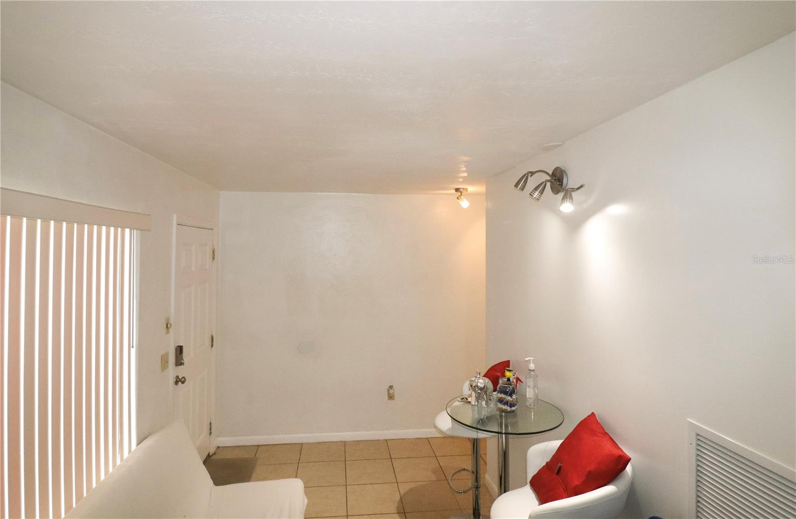 2300 SW 43RD STREET T-3 - Room C