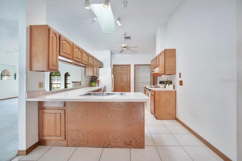 DELTONA LAKES UNIT 38 - Residential