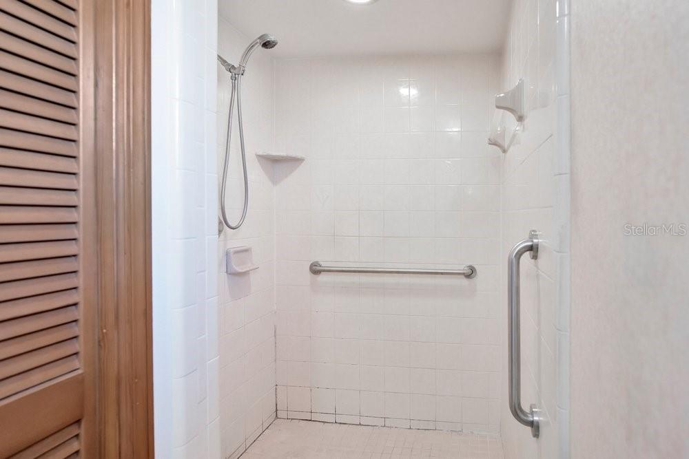 DELTONA LAKES UNIT 38 - Residential