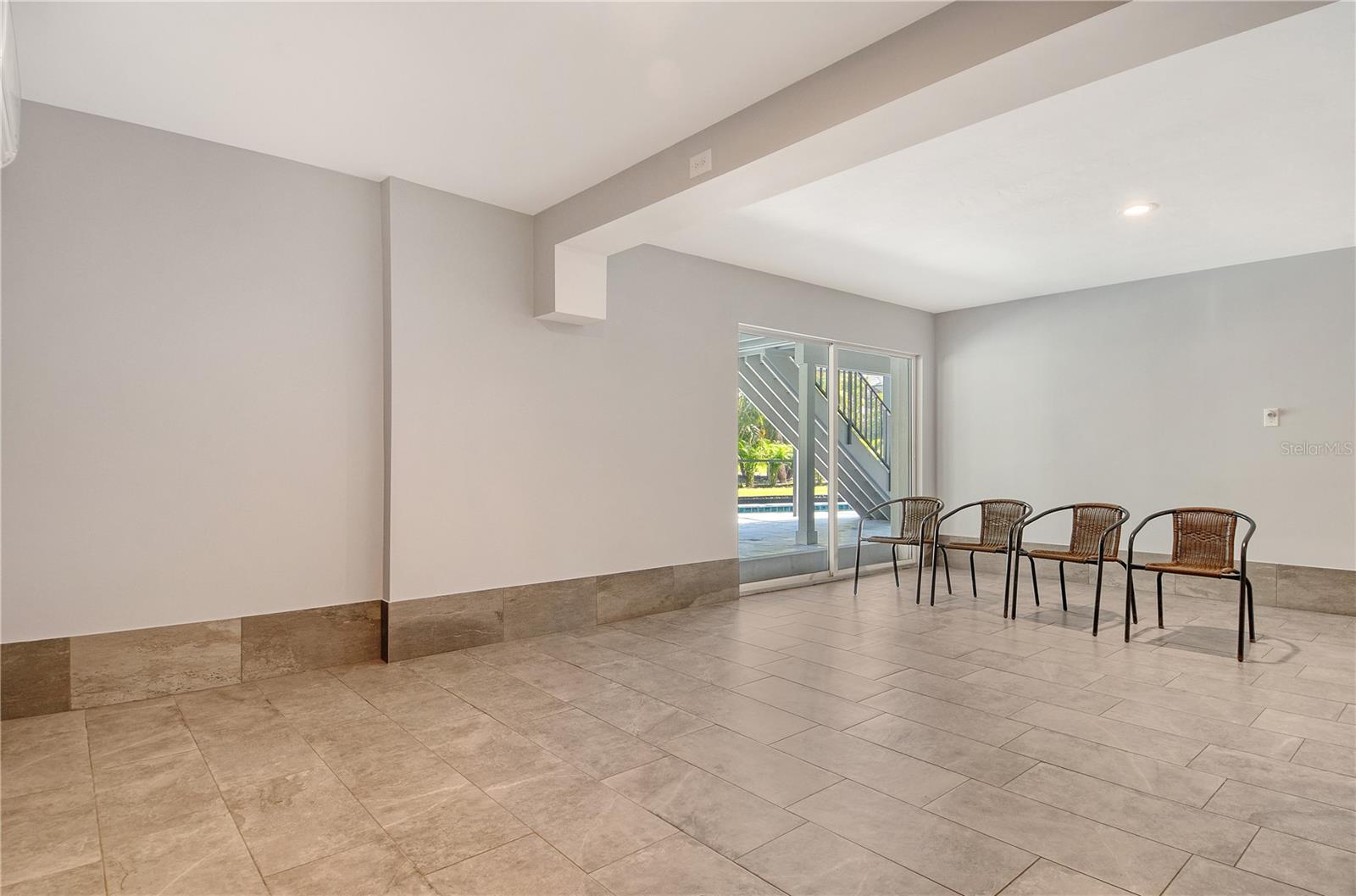 BAY ISLES - Residential