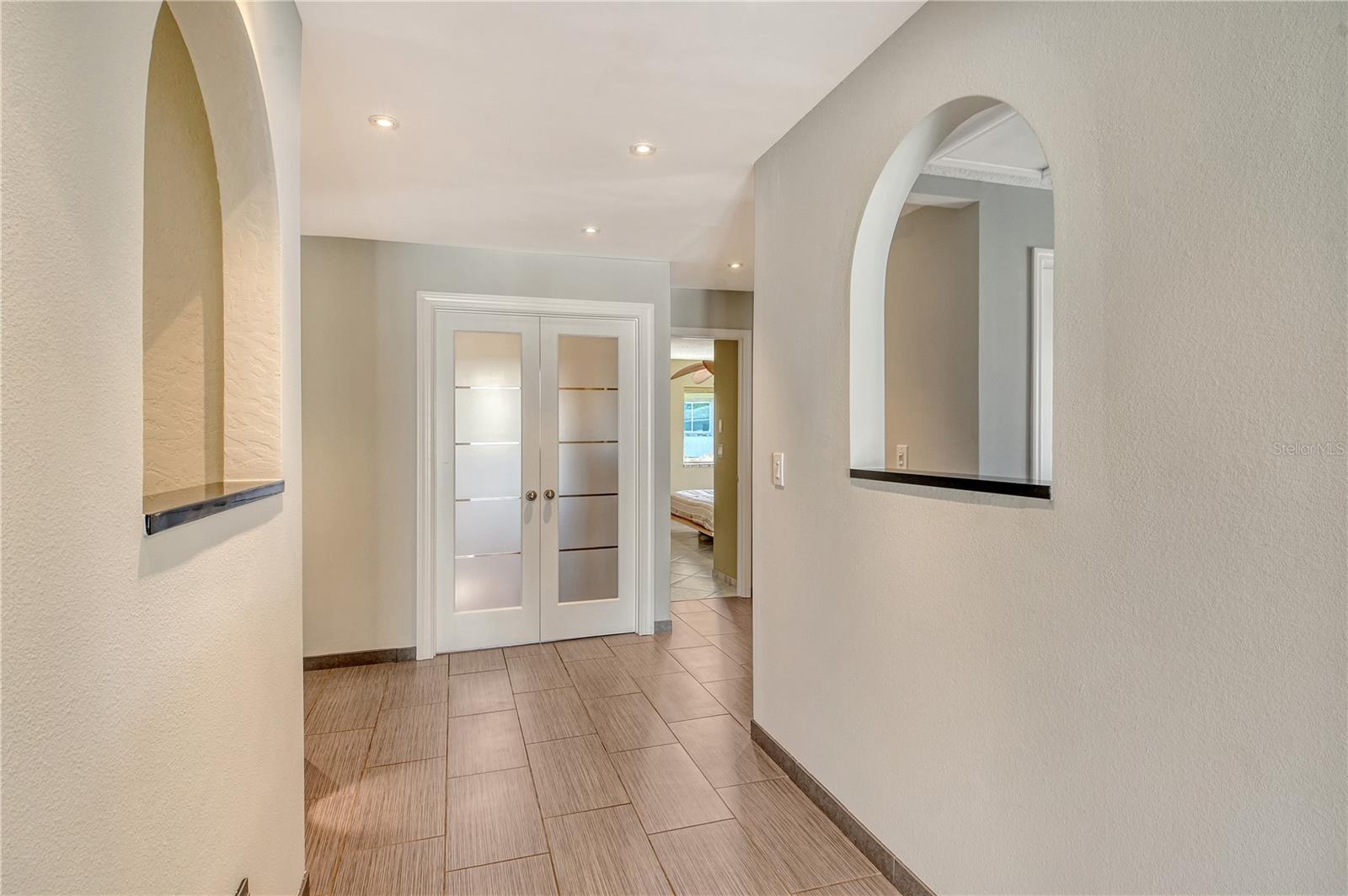 BAY ISLES - Residential