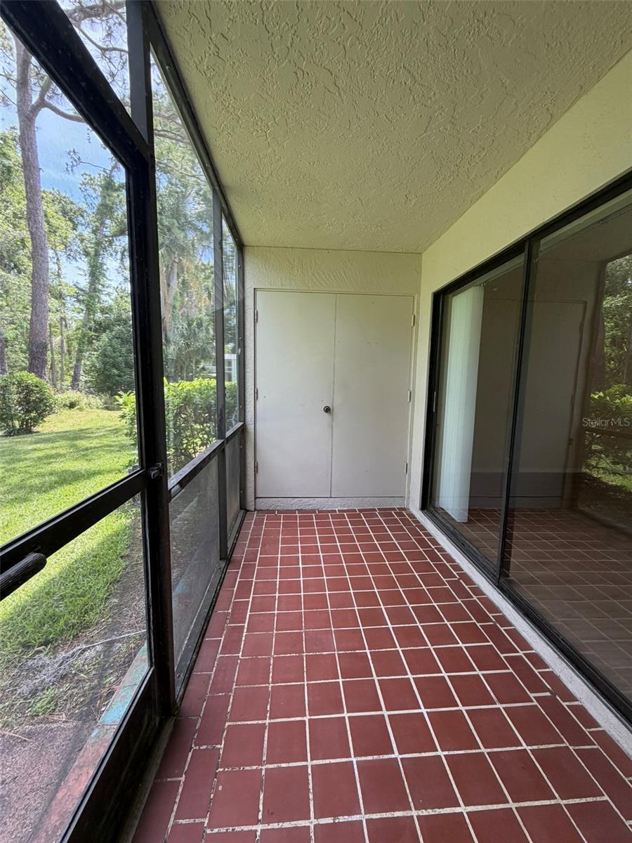 EAST LAKE WOODLANDS CONDO - Residential Lease