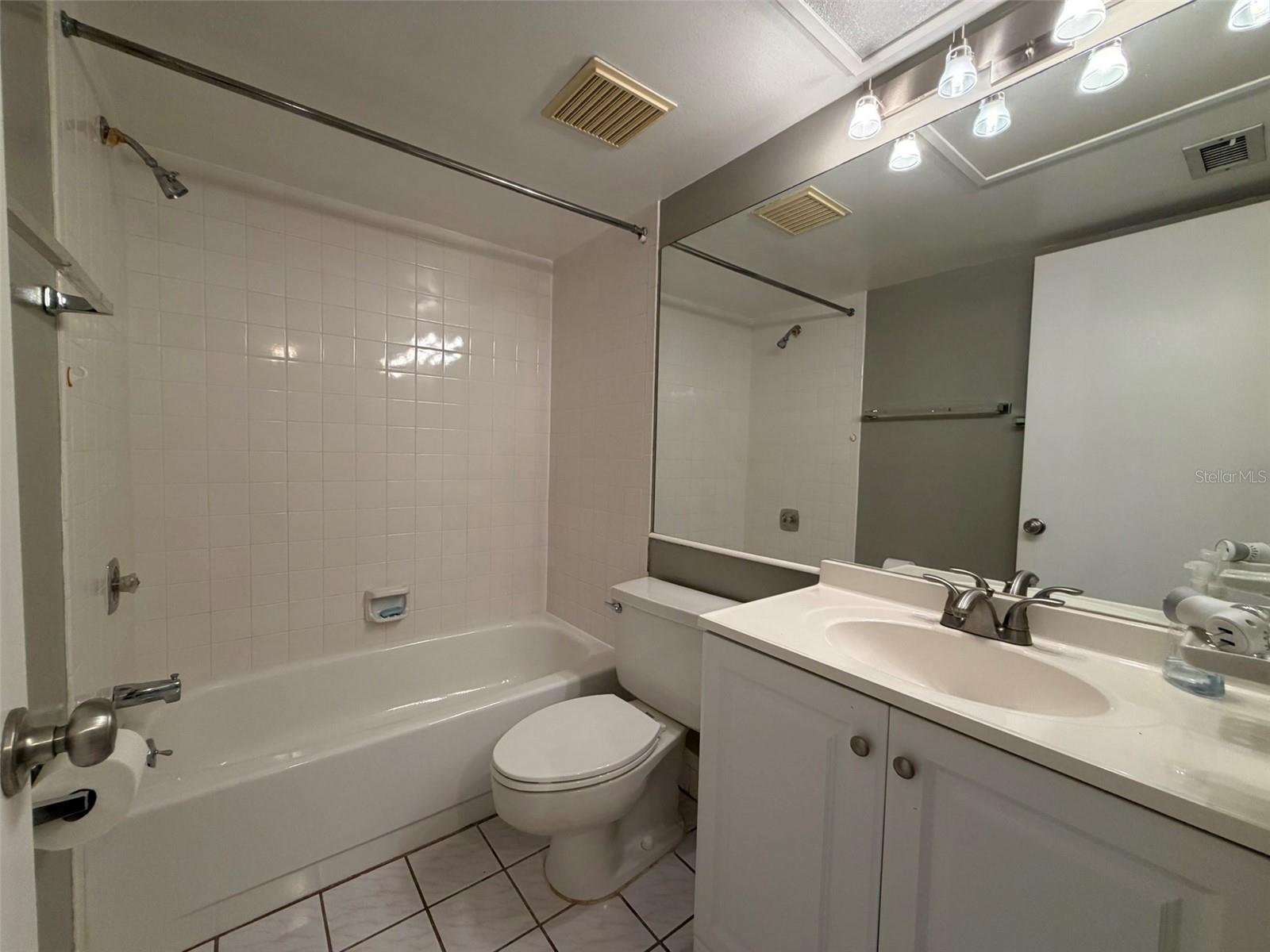 EAST LAKE WOODLANDS CONDO - Residential Lease