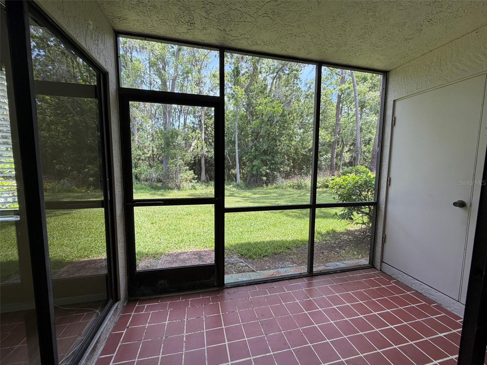 EAST LAKE WOODLANDS CONDO - Residential Lease