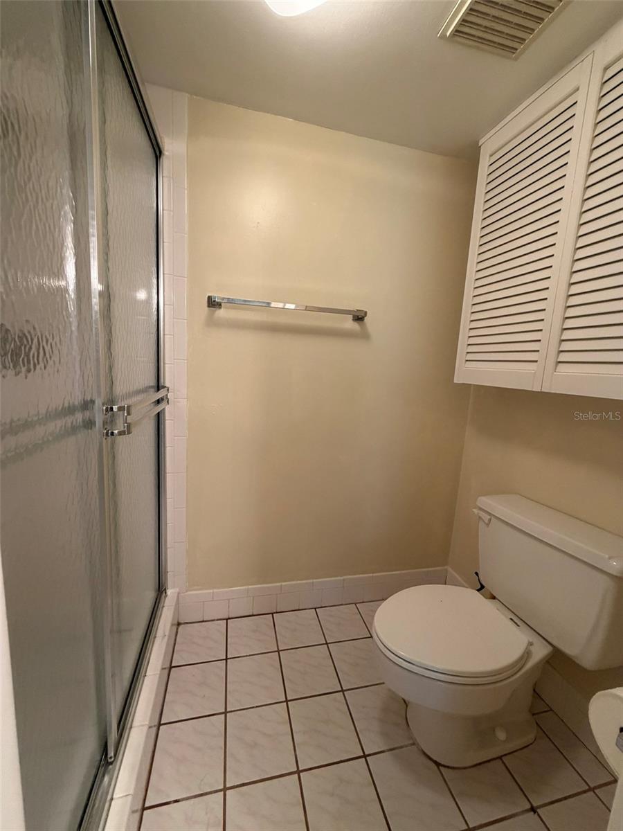 EAST LAKE WOODLANDS CONDO - Residential Lease