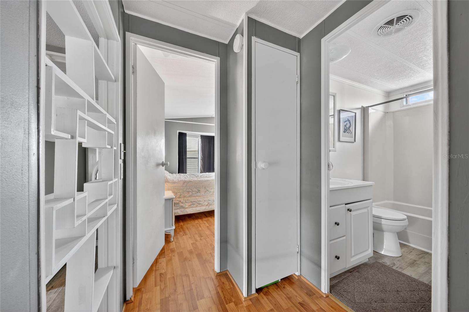 WEST VIEW RIDGE RESORTS INC - Residential