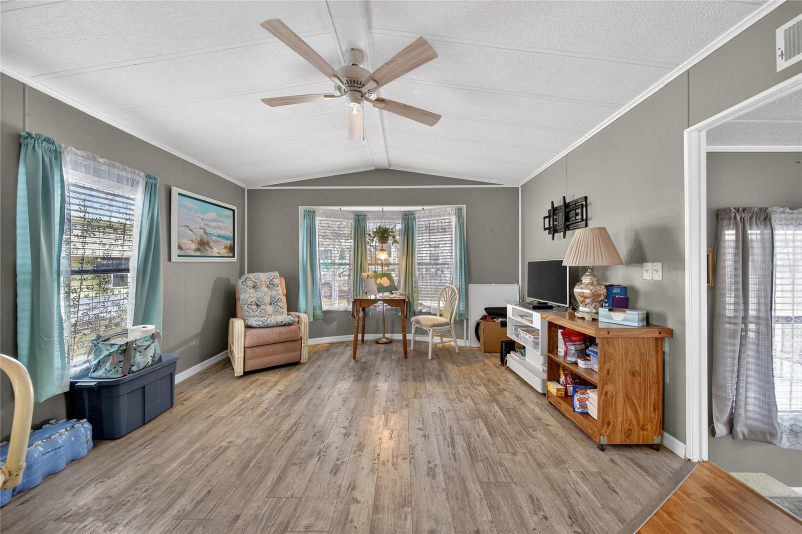 WEST VIEW RIDGE RESORTS INC - Residential