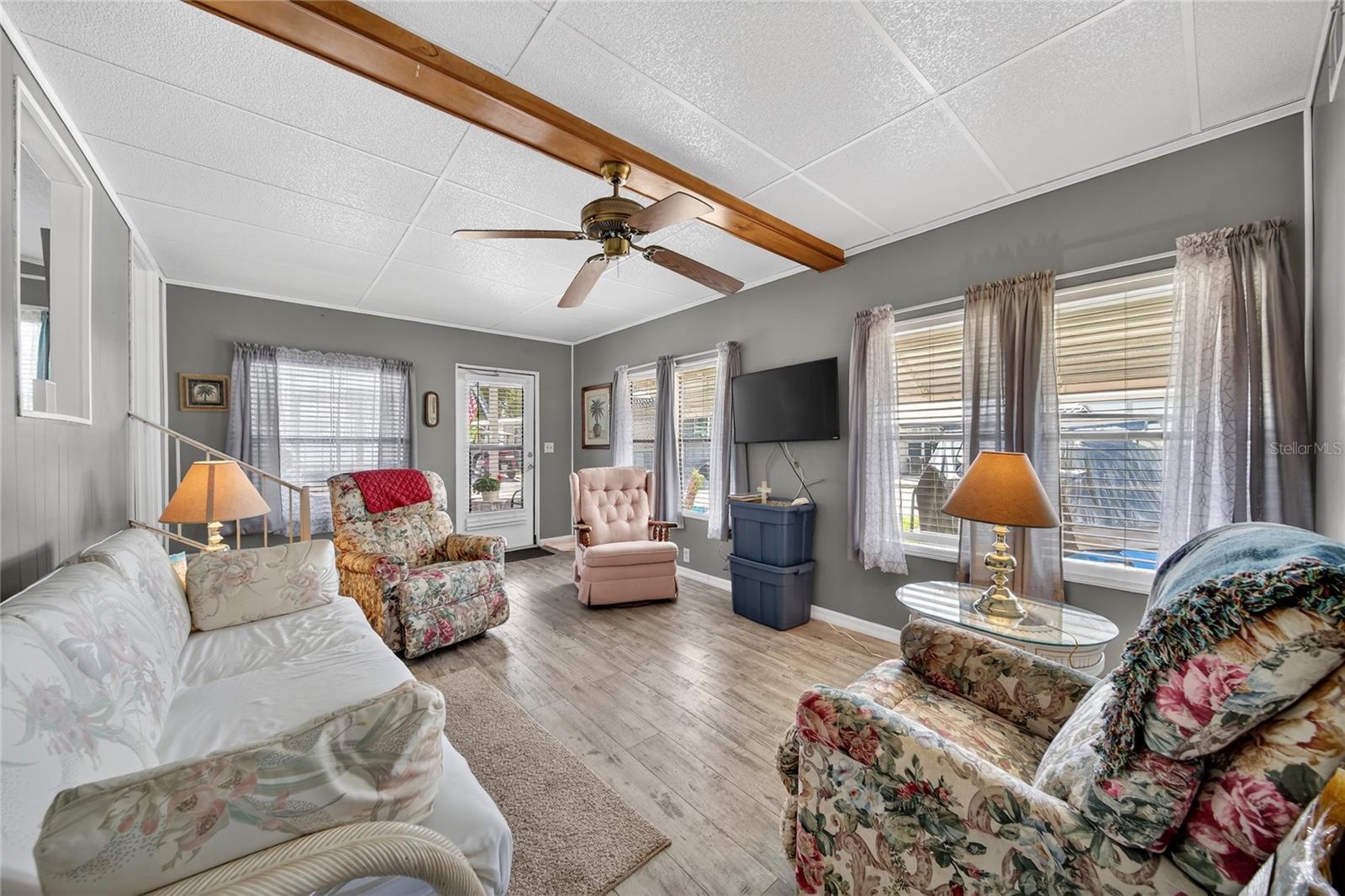 WEST VIEW RIDGE RESORTS INC - Residential