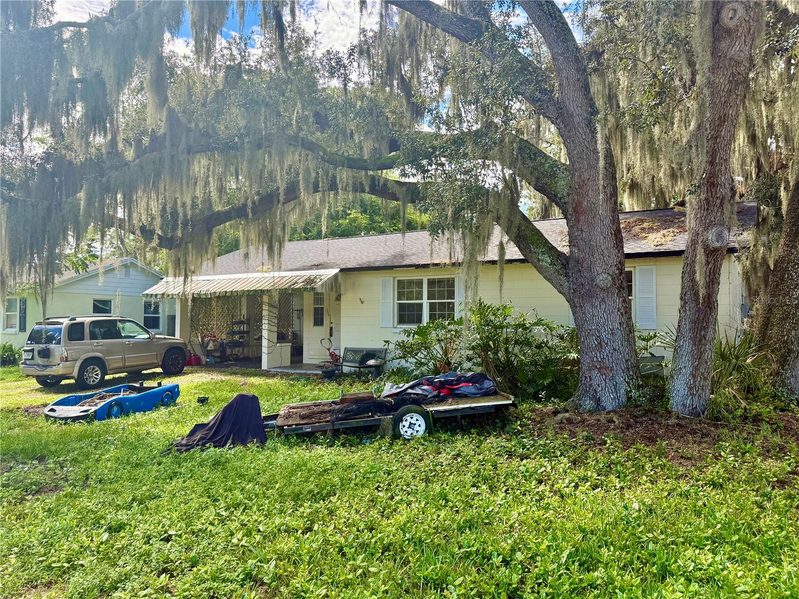255 VALENCIA ROAD