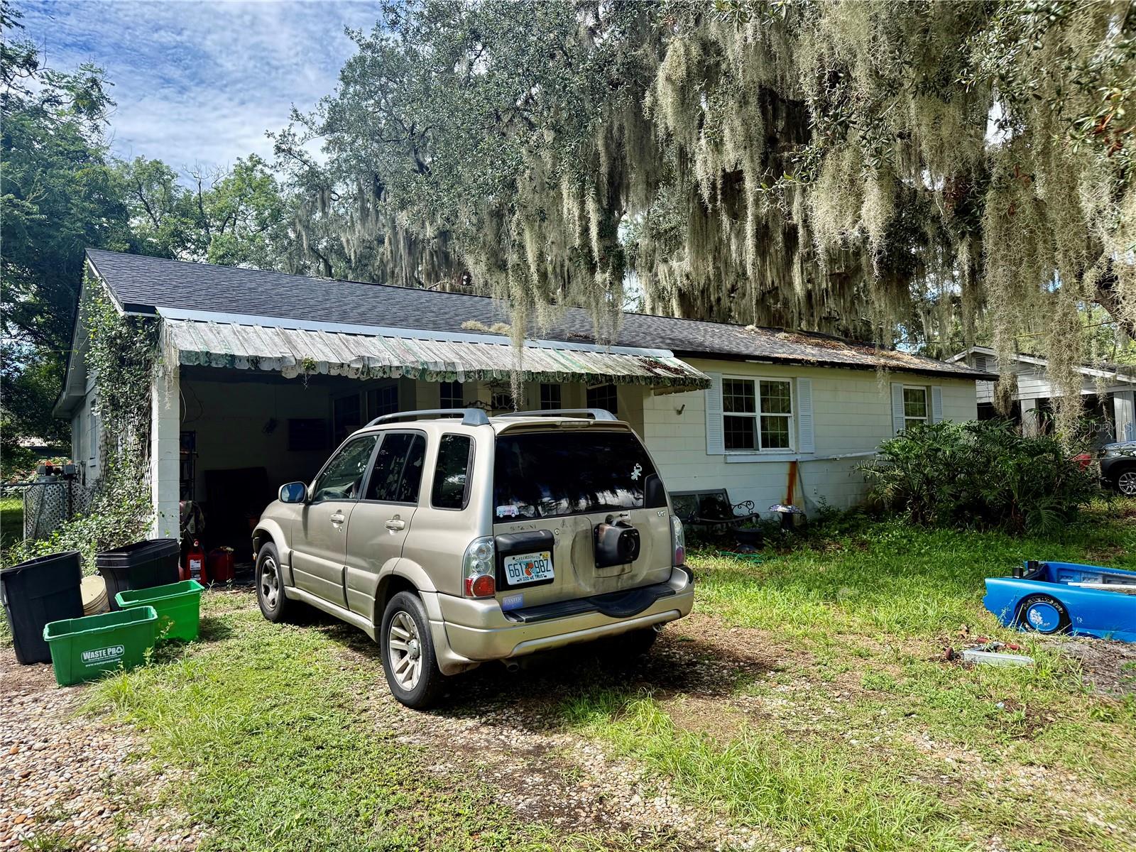 255 VALENCIA ROAD