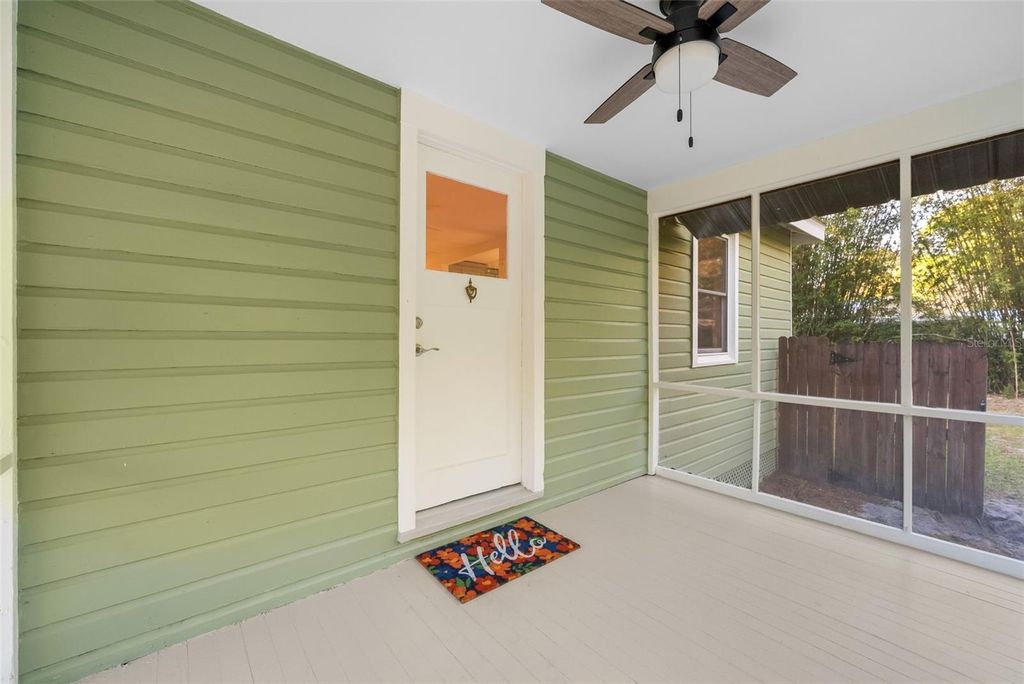 Photo of 1010 NE 7th Place, Gainesville, FL 32601 (MLS # GC538580)