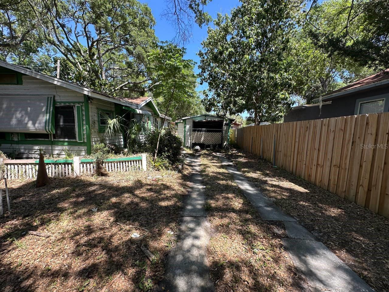 LAKEVIEW HEIGHTS - Residential