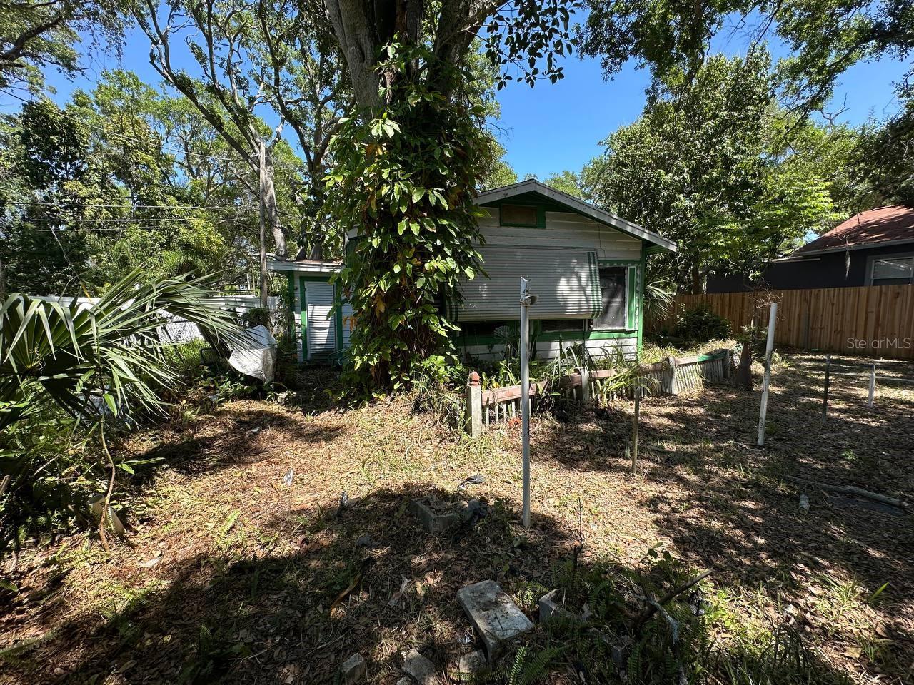 LAKEVIEW HEIGHTS - Residential