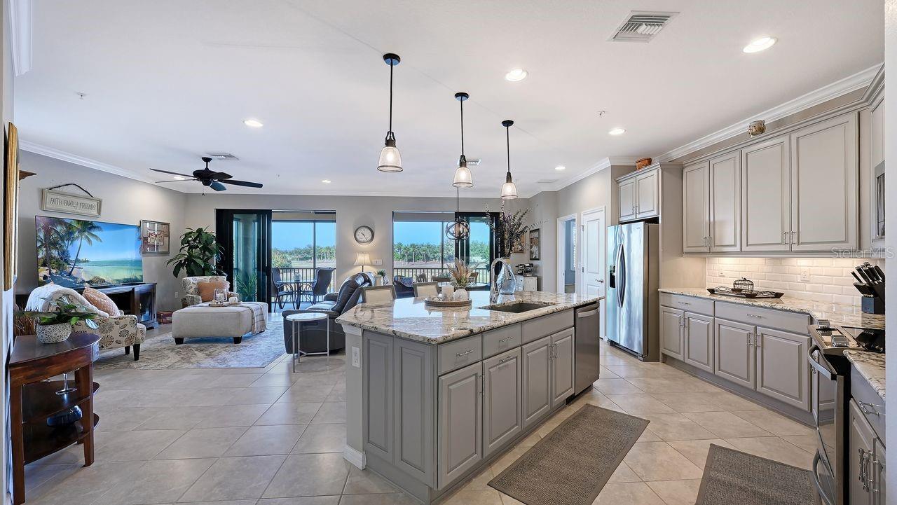 SARASOTA NATIONAL - Residential