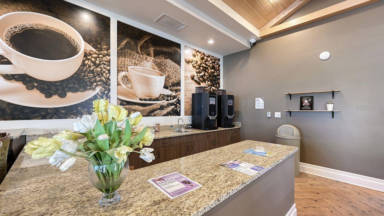 SARASOTA NATIONAL - Residential