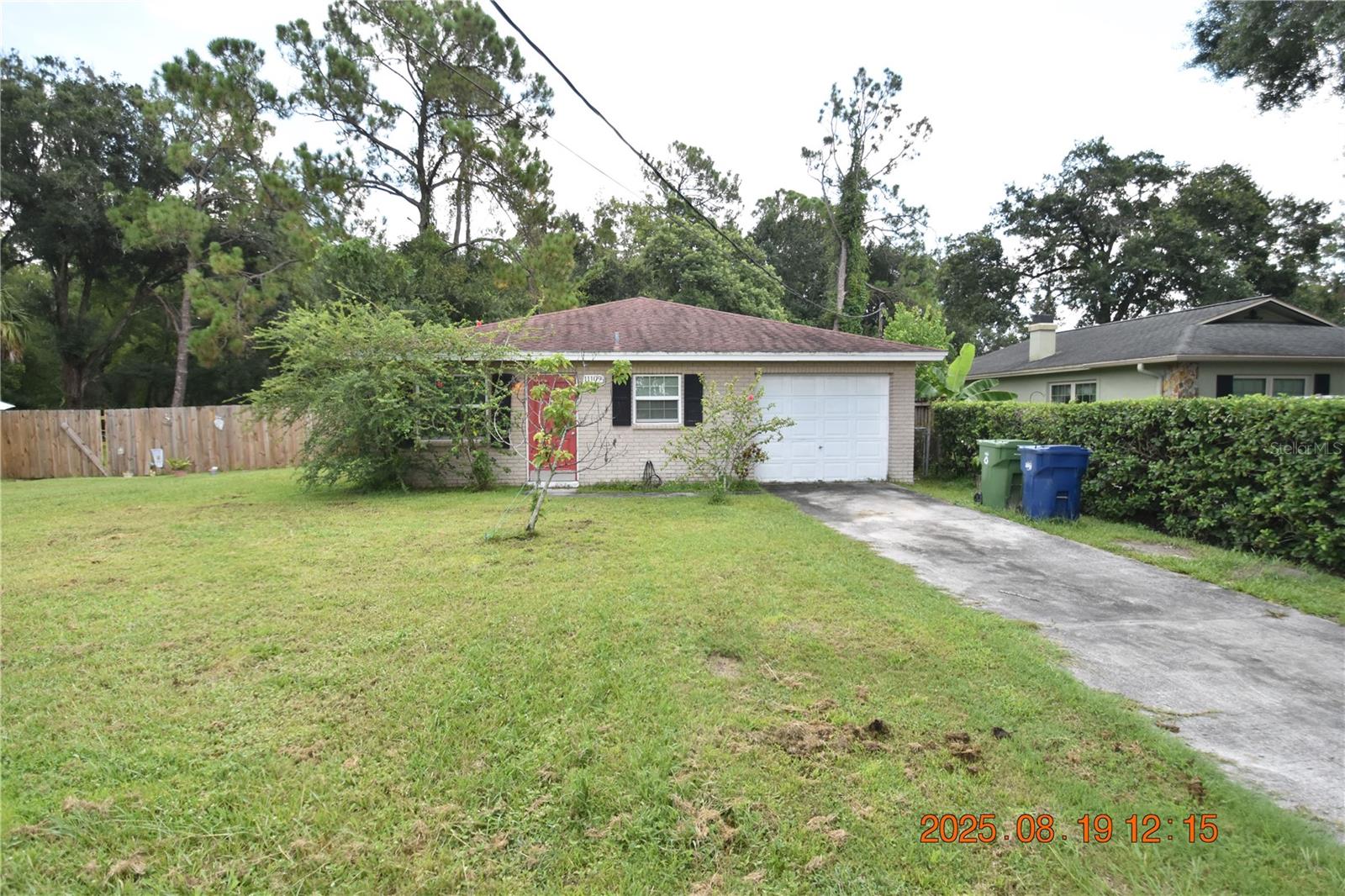 3 Bedroom, 2 Bathroom delightful Tampa home with 1028 sq ft of living space.
JUST ½ MILE TO USF!!
Cozy home nestled on a large lot offers peace and tranquility.
Attached garage to keep your car clean and dry.
All tile flooring is so easy to clean and maintain.
Dining area off the kitchen for family meal time.
Kitchen features beautiful shaker cabinets and granite counters.
Stainless steel appliances include glass-top range, built in microwave, fridge and dishwasher.
Master bedroom has a en suite bath and walk-in closet.
Window blinds for light control and privacy.
Ceiling fans will be sending you a cool breeze.
Central heat & air for to keep you comfy year round.
Washer and dryer INCLUDED for your convenience of course!
Convenient to plenty of shops, schools and dining.
Easy access to USF, MOSI, Busch Gardens, Greco Park, Veterans Hospital, shopping, dining, I-275 and I-75.
No HOA!
Utilities are separate and tenant responsibility.
Lawn care is separate and tenant responsibility.
DONT FORGET TO CHECK OUT THE FULL WALKTHROUGH VIDEO AT OUR WEBSITE!