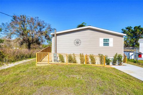 A home in PUNTA GORDA