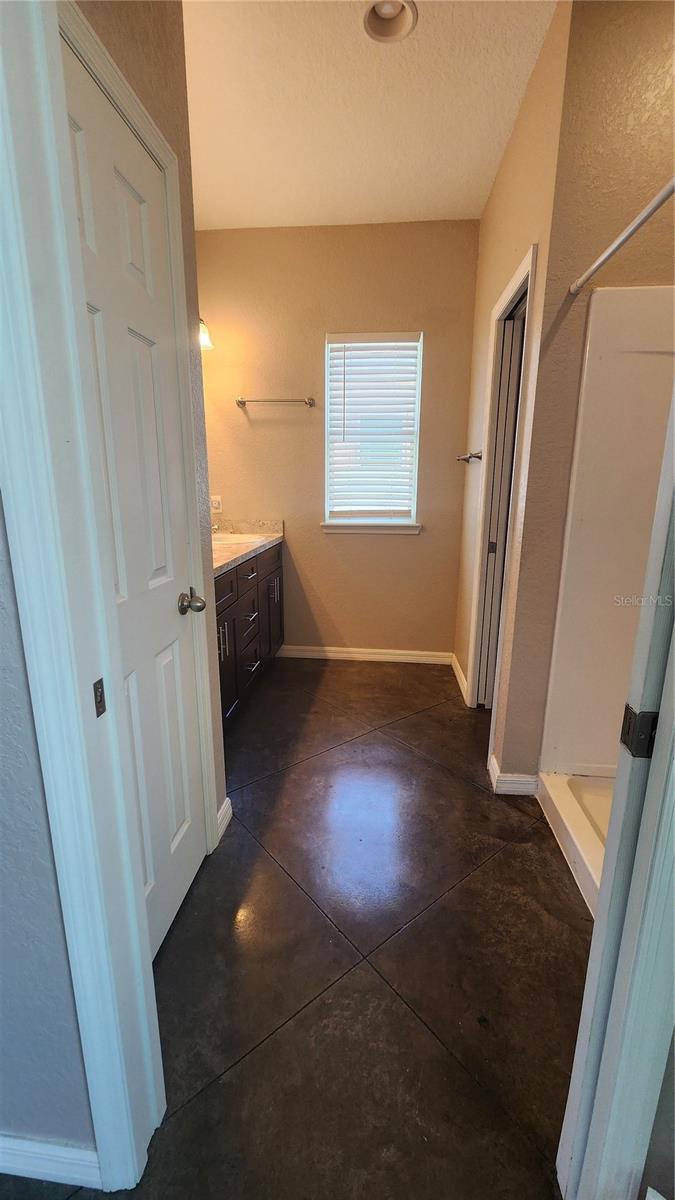 WHISPERING TRAILS PH 02 - Residential Lease