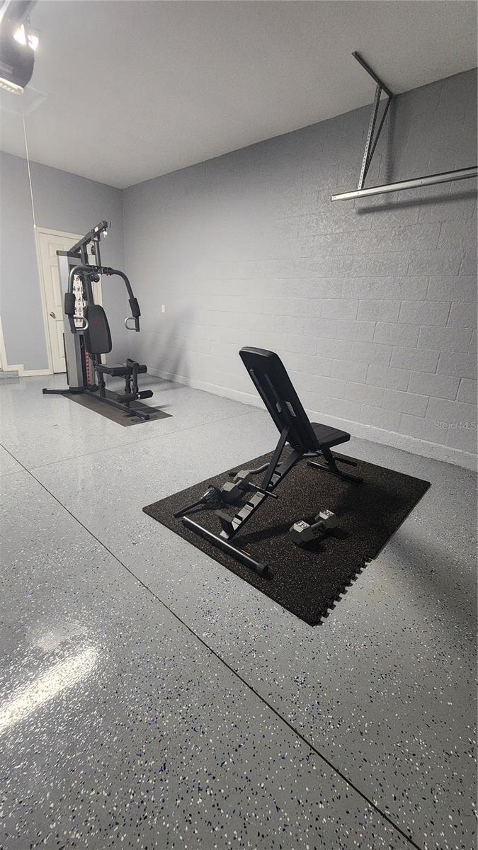 WHISPERING TRAILS PH 02 - Residential Lease