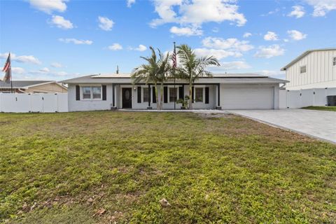 A home in SEMINOLE