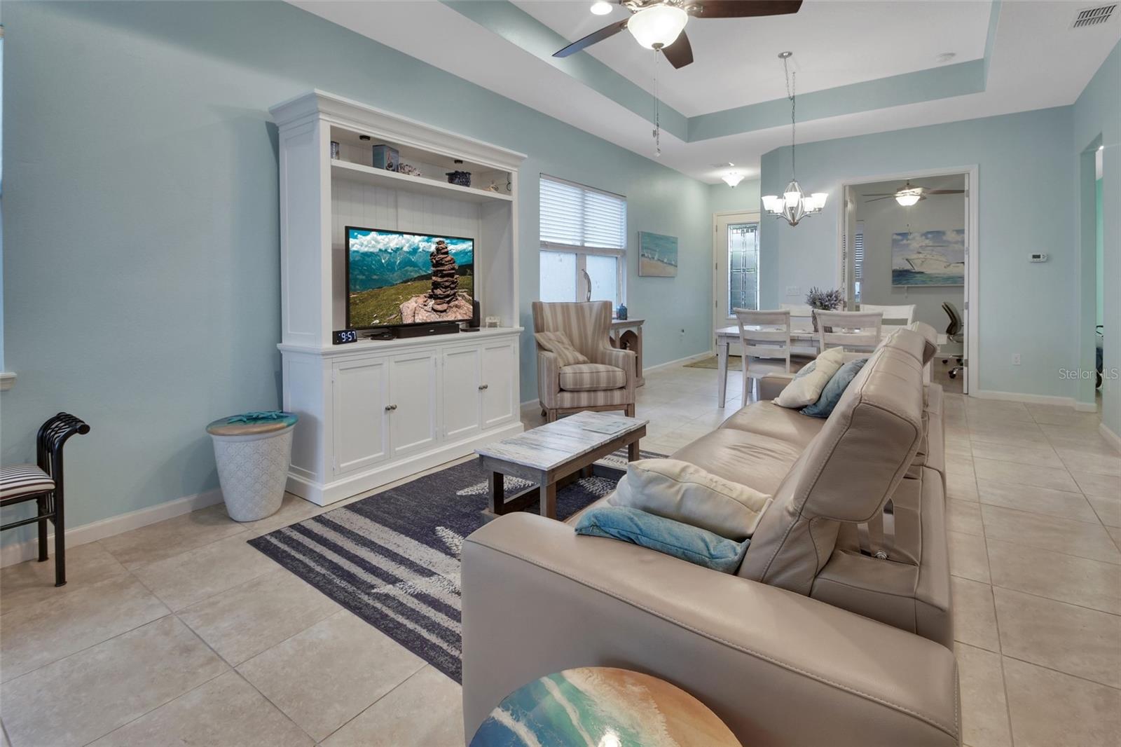 VICTORIA GARDENS - Residential