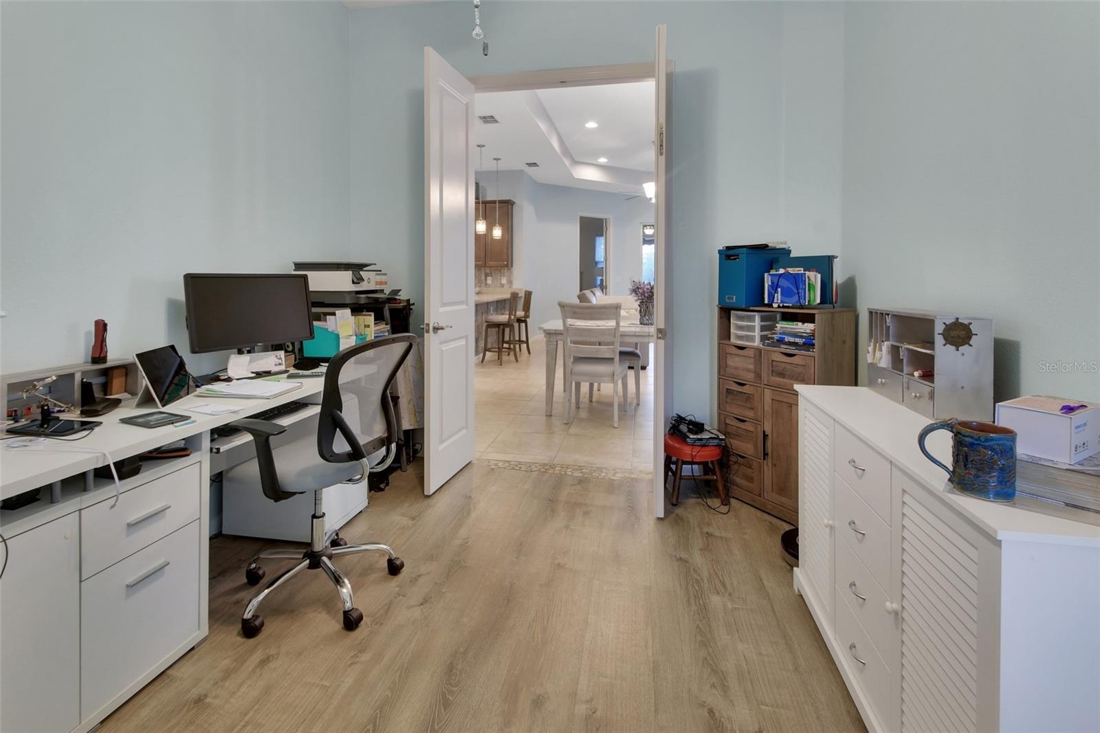 VICTORIA GARDENS - Residential