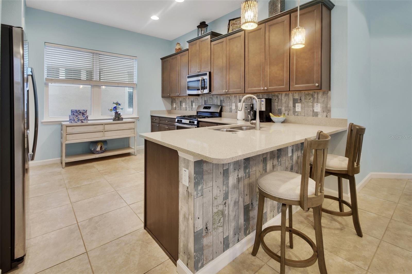 VICTORIA GARDENS - Residential